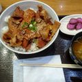 豚丼とオムカレー（三井アウトレット入間）