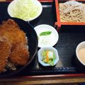 わらじかつ丼とくるみ汁（秩父）